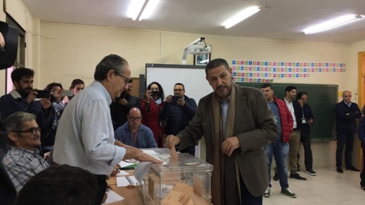 سكان مليلية يتوجهون إلى صناديق الاقتراع لاختيار ممثليهم في البرلمان الاسباني  سكان مليلية يتوجهون إلى صناديق الاقتراع لاختيار ممثليهم في البرلمان الاسباني