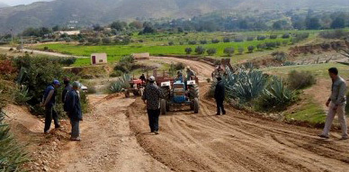 أشغال مشروع فك العزلة عن دوار بويخباش بأركمان تتواصل بإصلاح الطريق الرئيسية أشغال مشروع فك العزلة عن دوار بويخباش بأركمان تتواصل بإصلاح الطريق الرئيسية