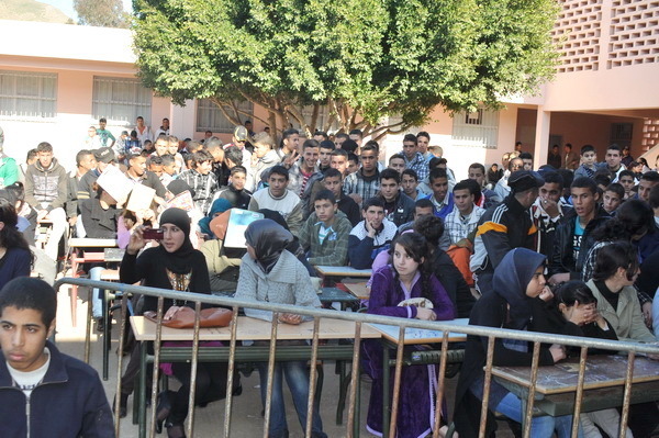 ثانوية حسان بن ثابت التاهيلية بزايو تنظم مسابقة ثقافية لفائدة الحاصلين على اعلى المعدلات ثانوية حسان بن ثابت التاهيلية بزايو تنظم مسابقة ثقافية لفائدة الحاصلين على اعلى المعدلات