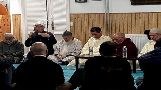 أول مسجد للجالية المغربية بالدانمارك يحتفل بذكرى المولد أول مسجد للجالية المغربية بالدانمارك يحتفل بذكرى المولد