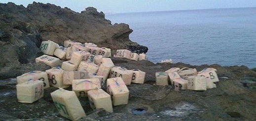 بسواحل جهة الشرق: حجز كمية كبيرة من المخدرات واعتقال أربعة أشخاص بسواحل جهة الشرق: حجز كمية كبيرة من المخدرات واعتقال أربعة أشخاص