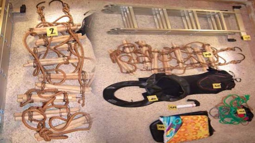 بالصور.. أمن الناظور يحبط عملية للهجرة للسرية باستخدام التسلق عبر السياج المحيط بمدينة مليلية بالصور.. أمن الناظور يحبط عملية للهجرة للسرية باستخدام التسلق عبر السياج المحيط بمدينة مليلية