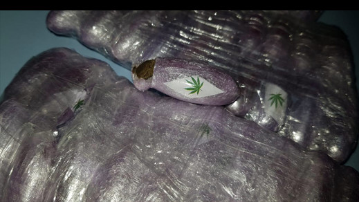 نقل شخص الى المستشفى الحسني بالناظور بعد العثور على كمية من مخدر الشيرا مخبئة بمعدته نقل شخص الى المستشفى الحسني بالناظور بعد العثور على كمية من مخدر الشيرا مخبئة بمعدته