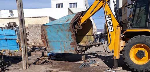 بهدف تحرير الملك العام.. مجلس جماعة ميضار يقود عملية توطين الباعة المتجولين بالسوق النموذجي بهدف تحرير الملك العام.. مجلس جماعة ميضار يقود عملية توطين الباعة المتجولين بالسوق النموذجي
