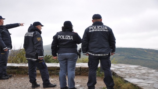 أعداد متزايدة من المغاربة على طريق البلقان للوصول إلى أوروبا أعداد متزايدة من المغاربة على طريق البلقان للوصول إلى أوروبا