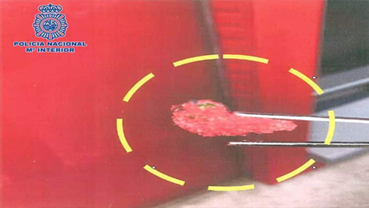 مليلية.. توقيف مغربي في الخمسينيات من عمره يسطو على الأموال بطرق احتيالية مثيرة مليلية.. توقيف مغربي في الخمسينيات من عمره يسطو على الأموال بطرق احتيالية مثيرة