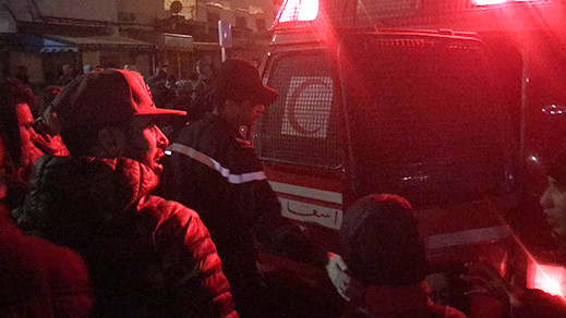 خطير.. شاحنة تدوس على قاصر "حراك" ببني انصار وتقطع رجليه خطير.. شاحنة تدوس على قاصر "حراك" ببني انصار وتقطع رجليه