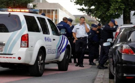 العثور على رجل مشنوق وإمرأة مذبوحة بمدينة شارلوغوا البلجيكية العثور على رجل مشنوق وإمرأة مذبوحة بمدينة شارلوغوا البلجيكية