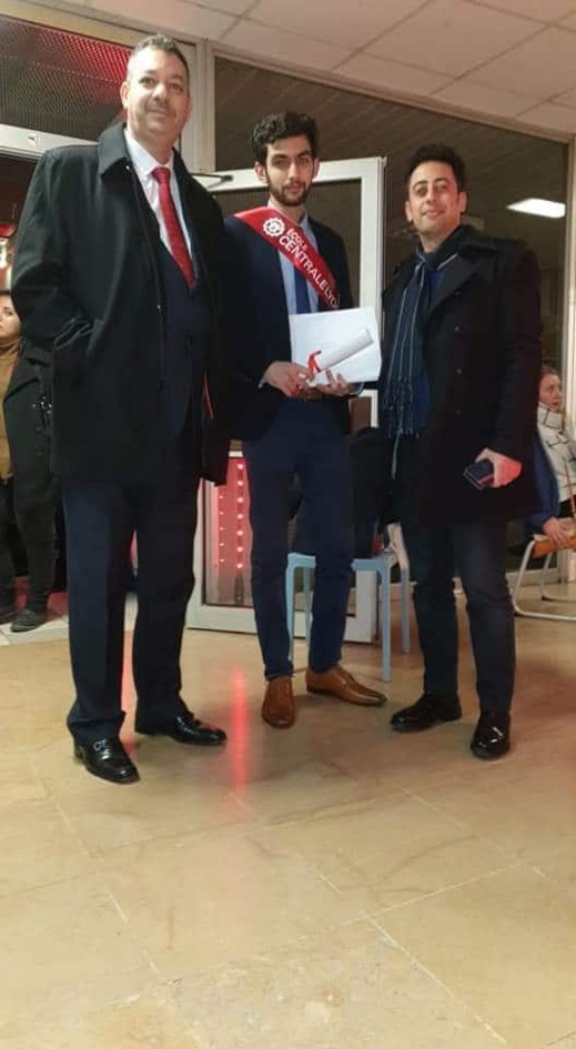 تخرج ابن الناظور وسيم صبار من المدرسة العليا المركزية للمهندسين بليون الفرنسية تخرج ابن الناظور وسيم صبار من المدرسة العليا المركزية للمهندسين بليون الفرنسية