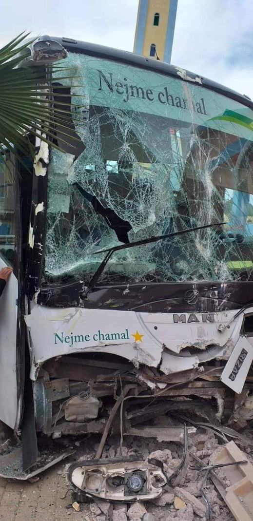 الألطاف الإلهية تحول دون سقوط ضحايا في حادثة حافلة لنقل المسافرين بتزطوطين الألطاف الإلهية تحول دون سقوط ضحايا في حادثة حافلة لنقل المسافرين بتزطوطين