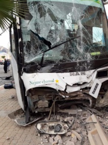 الألطاف الإلهية تحول دون سقوط ضحايا في حادثة حافلة لنقل المسافرين بتزطوطين 