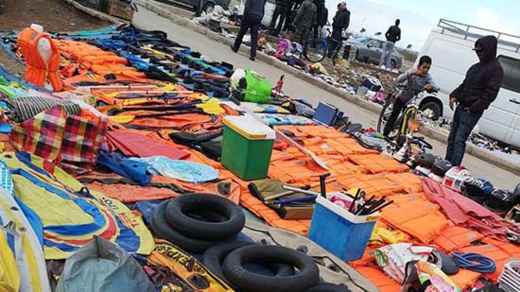 اعتقال شخص ببني انصار يبيع وسائل وتجهيزات تستعمل في الهجرة السرية اعتقال شخص ببني انصار يبيع وسائل وتجهيزات تستعمل في الهجرة السرية