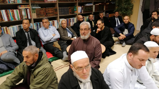 جمعية المقاولين المغاربة الفلامنكيين ومعهد جسر الأمانة ينظمان بأنفرس أمسية دينية بمناسبة عيدي المولد النبوي والإستقلال جمعية المقاولين المغاربة الفلامنكيين ومعهد جسر الأمانة ينظمان بأنفرس أمسية دينية بمناسبة عيدي المولد النبوي والإستقلال