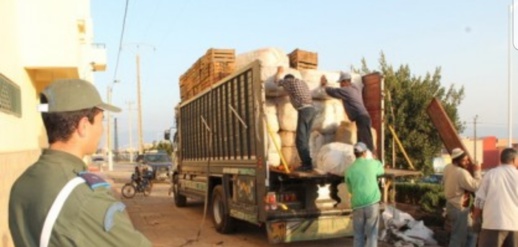 الدرك الملكي يحجز ثمانية أطنان من الملابس المستعملة ببوعرك الدرك الملكي يحجز ثمانية أطنان من الملابس المستعملة ببوعرك