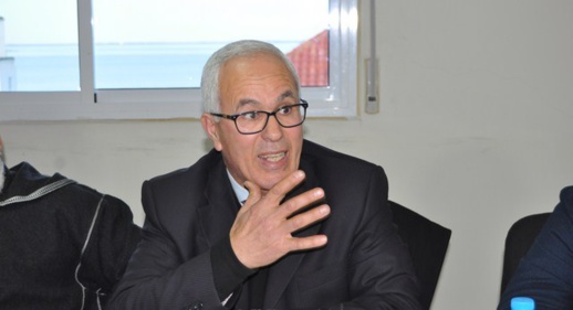 محمد ازواغ ينفي صلته بـ"تزوير" توقيع وفاء الرحموني محمد ازواغ ينفي صلته بـ"تزوير" توقيع وفاء الرحموني