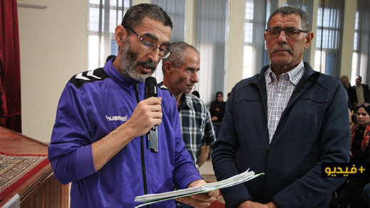 شاهدوا... دموع في شهادة أقارب مختفين بعرض البحر في رحلة للهجرة السرية انطلقت من الناظور شاهدوا... دموع في شهادة أقارب مختفين بعرض البحر في رحلة للهجرة السرية انطلقت من الناظور