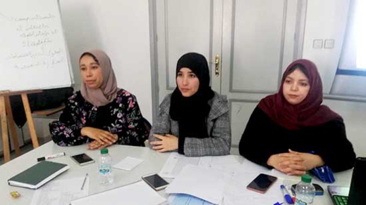 جمعية ايمن للتوحد بالناظور تقيم عمل مربياتها خلال السنة في مائدة مستديرة جمعية ايمن للتوحد بالناظور تقيم عمل مربياتها خلال السنة في مائدة مستديرة