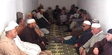 الزاوية الزيزاوية تحيي موسم وليها الصالح سيدي عمار بن احمد بدار الكبداني الزاوية الزيزاوية تحيي موسم وليها الصالح سيدي عمار بن احمد بدار الكبداني