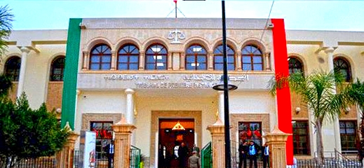 ابتدائية الدريوش تدين متهما بترويج المخدرات الصلبة والقرقوبي وحيازات سيارات مزورة بـ7 سنوات نافذة ابتدائية الدريوش تدين متهما بترويج المخدرات الصلبة والقرقوبي وحيازات سيارات مزورة بـ7 سنوات نافذة