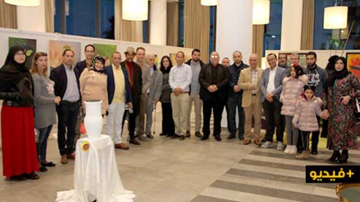 شاهدوا افتتاح المعرض التشكيلي البيئي الاول بالناظور شاهدوا افتتاح المعرض التشكيلي البيئي الاول بالناظور