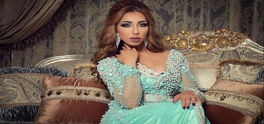 دنيا باطمة وشقيقتها تؤديان 40 مليون سنتيم لمتابعتهما في حالة سراح بعد مثولهما أمام النيابة العامة دنيا باطمة وشقيقتها تؤديان 40 مليون سنتيم لمتابعتهما في حالة سراح بعد مثولهما أمام النيابة العامة