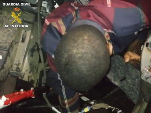 اعتقال مغربي متلبس بتهجير مواطن افريقي الى مليلية اعتقال مغربي متلبس بتهجير مواطن افريقي الى مليلية