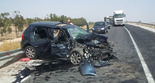 الحكومة تحدث رسوما جديدة على السائقين للحد من حوادث السير الحكومة تحدث رسوما جديدة على السائقين للحد من حوادث السير