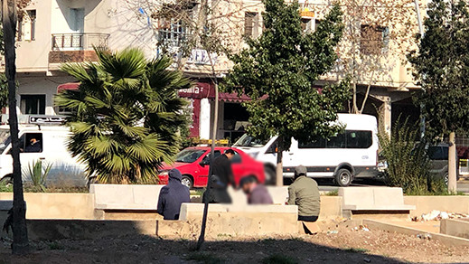 احتقان عارم وسط سُكّان شارعٍ وسط الناظور بعدما حوّله المنحرفون إلى مرتع لسلوكيات إجرامية احتقان عارم وسط سُكّان شارعٍ وسط الناظور بعدما حوّله المنحرفون إلى مرتع لسلوكيات إجرامية