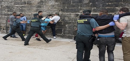 ضمنها جمعية حقوقية بالناظور.. هيئآت حقوقية تندد بالترحيل غير القانوني للمهاجرين من إسبانيا نحو المغرب
