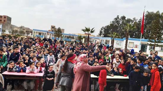 مدرسة "بويلغمان" تحتفي بذكرى تقديم "وثيقة الاستقلال" في حفل فني وتكريمي بالعروي مدرسة "بويلغمان" تحتفي بذكرى تقديم "وثيقة الاستقلال" في حفل فني وتكريمي بالعروي