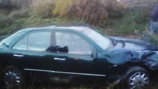 بالصور.. مصرع سائق دراجة نارية صدمته سيارة نفعية على الطريق الرابط بين الناظور و أركمان بالصور.. مصرع سائق دراجة نارية صدمته سيارة نفعية على الطريق الرابط بين الناظور و أركمان