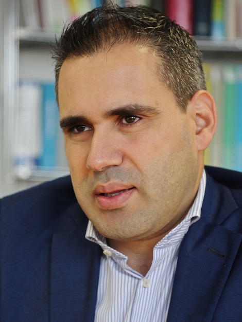 الناظوري سعيد بركان.. محام يتأرجح بين الدين والعلوم القانونية في ألمانيا الناظوري سعيد بركان.. محام يتأرجح بين الدين والعلوم القانونية في ألمانيا