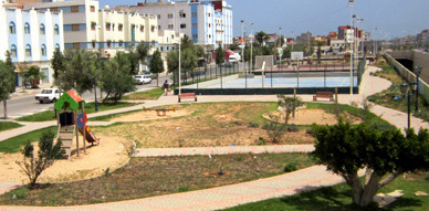 ملاعب القرب بحي براقة تئن تحت وطأة الإهمال والتهميش ملاعب القرب بحي براقة تئن تحت وطأة الإهمال والتهميش