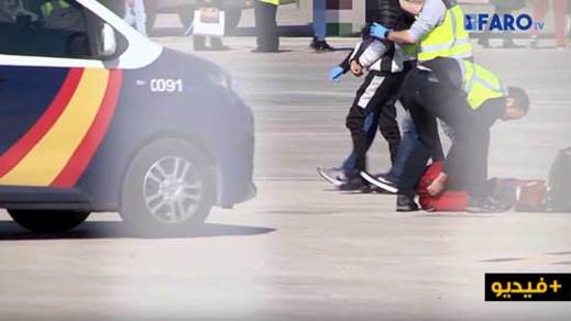 شاهدوا بالفيديو.. "حراكة" وطالبي لجوء مغاربة يرحلون من إسبانيا الى مليلية عبر الطائرات تمهيدا لترحيلهم