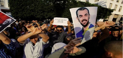 معتقلو "حراك الريف" بسجن جرسيف يخوضون معركة الأمعاء الفارغة لتجميعهم بالزفزافي معتقلو "حراك الريف" بسجن جرسيف يخوضون معركة الأمعاء الفارغة لتجميعهم بالزفزافي