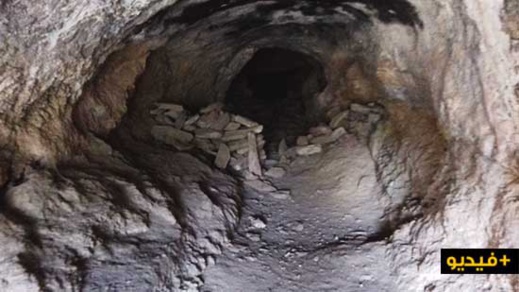 شاهوا بالفيديو... مغارة تاريخية بطول عشرات الكيلومترات تبتلع مواشي الساكنة بايت توزين شاهوا بالفيديو... مغارة تاريخية بطول عشرات الكيلومترات تبتلع مواشي الساكنة بايت توزين