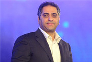 فضل شاكر يدعو على بشار الأسد في "موازين" فضل شاكر يدعو على بشار الأسد في "موازين"
