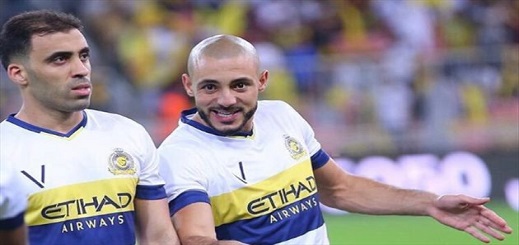 الريفي أمرابط يرد بخصوص خلاف أثارته ضربة جزاء مع حمد الله الريفي أمرابط يرد بخصوص خلاف أثارته ضربة جزاء مع حمد الله