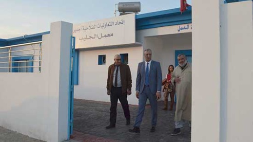 شوراق يترأس إجتماعا مع التعاونيات الفلاحية بأجدير لتدارس مشاكل إنتاج الحليب شوراق يترأس إجتماعا مع التعاونيات الفلاحية بأجدير لتدارس مشاكل إنتاج الحليب