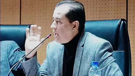 الرضواني ينتقد المذكرات الحزبية الخاصة بالنموذج التنموي..لا تنمية بدون الفصل بين السلطتين السياسية والاقتصادية الرضواني ينتقد المذكرات الحزبية الخاصة بالنموذج التنموي..لا تنمية بدون الفصل بين السلطتين السياسية والاقتصادية