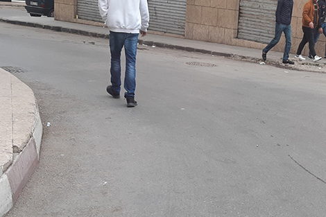 فاعلون يطالبون بوضع تشوير "ممر الراجلين" بمدينة الناظور