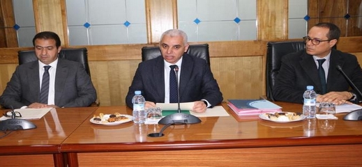 وزير الصحة يبحث مع لجنة وطنية إمكانية تقنين زراعة "الكيف" لأغراض طبية وزير الصحة يبحث مع لجنة وطنية إمكانية تقنين زراعة "الكيف" لأغراض طبية
