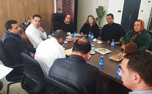 الرحموني يجتمع بمسؤولي المستشفى الحسني لوضع ترتيبات الحملة الطبية الخاصة بجراحة العيون
