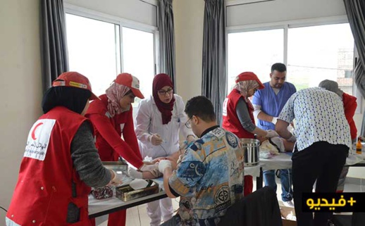 جمعية نساء الغد والهلال الأحمر ينظمان عملية ختان جماعي لفائدة أطفال دوار الحرشة بجماعة بوعرك
