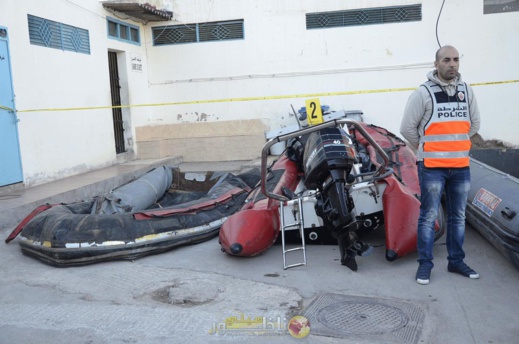 الشرطة القضائية بالناظور تفكك شبكة مختصة في تنظيم الهجرة السرية الشرطة القضائية بالناظور تفكك شبكة مختصة في تنظيم الهجرة السرية