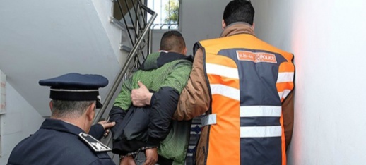 إحالة أفراد عصابة متخصصة في سرقة السيارات على النيابة العامة إحالة أفراد عصابة متخصصة في سرقة السيارات على النيابة العامة