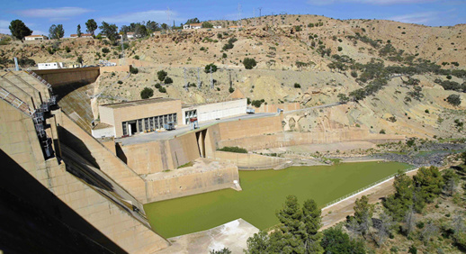 وزير التجهيز يكشف أهداف تعلية سد محمد الخامس في زيارة ميدانية حضرها عامل الناظور وزير التجهيز يكشف أهداف تعلية سد محمد الخامس في زيارة ميدانية حضرها عامل الناظور