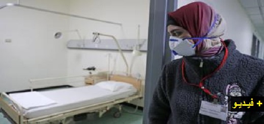 بالفيديو.. مغربية مصابة بـ"كورونا" تكشف تفاصيل صادمة ومؤلمة عن وضعيتها المأساوية بالفيديو.. مغربية مصابة بـ"كورونا" تكشف تفاصيل صادمة ومؤلمة عن وضعيتها المأساوية