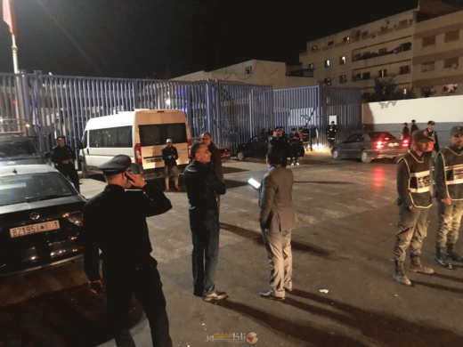 كورونا.. استنفار ببني انصار وعامل الناظور يتفقد شخصيا ظروف إغلاق معابر مليلية كورونا.. استنفار ببني انصار وعامل الناظور يتفقد شخصيا ظروف إغلاق معابر مليلية