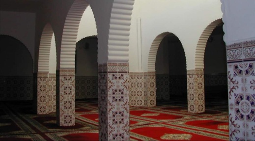 إغلاق المساجد بمليلية للوقاية من انتشار فيروس كورونا إغلاق المساجد بمليلية للوقاية من انتشار فيروس كورونا